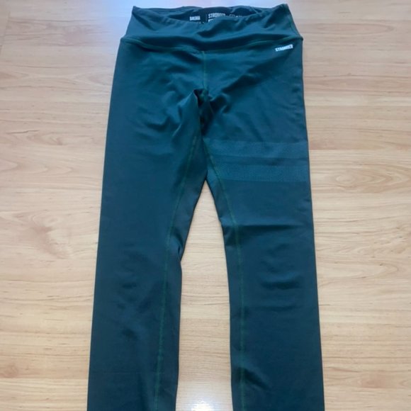 Unavailable- STRONGER Leggings - Picture 6 of 9